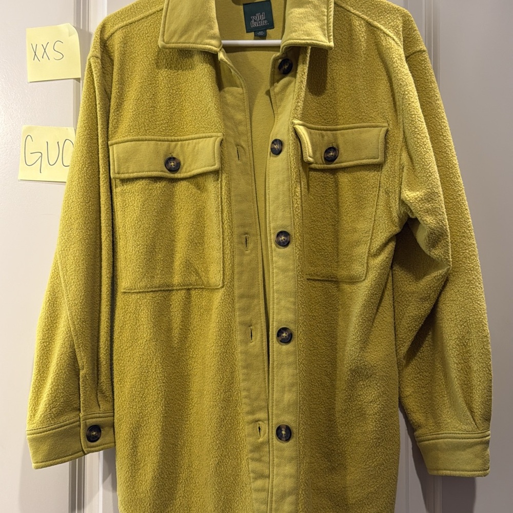 Women’s yellow Shacket